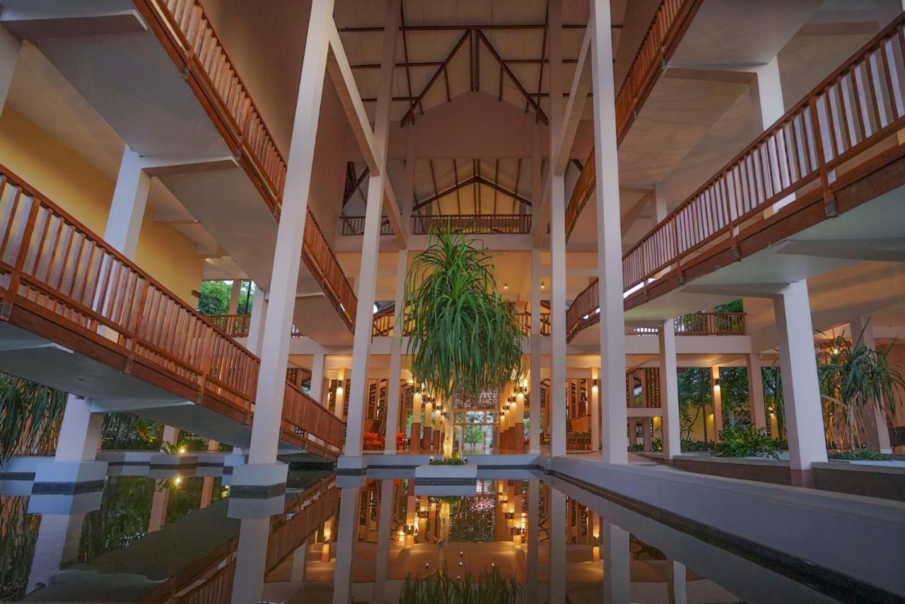 Breeze Pasikudah Hotel Passikudah Exterior photo