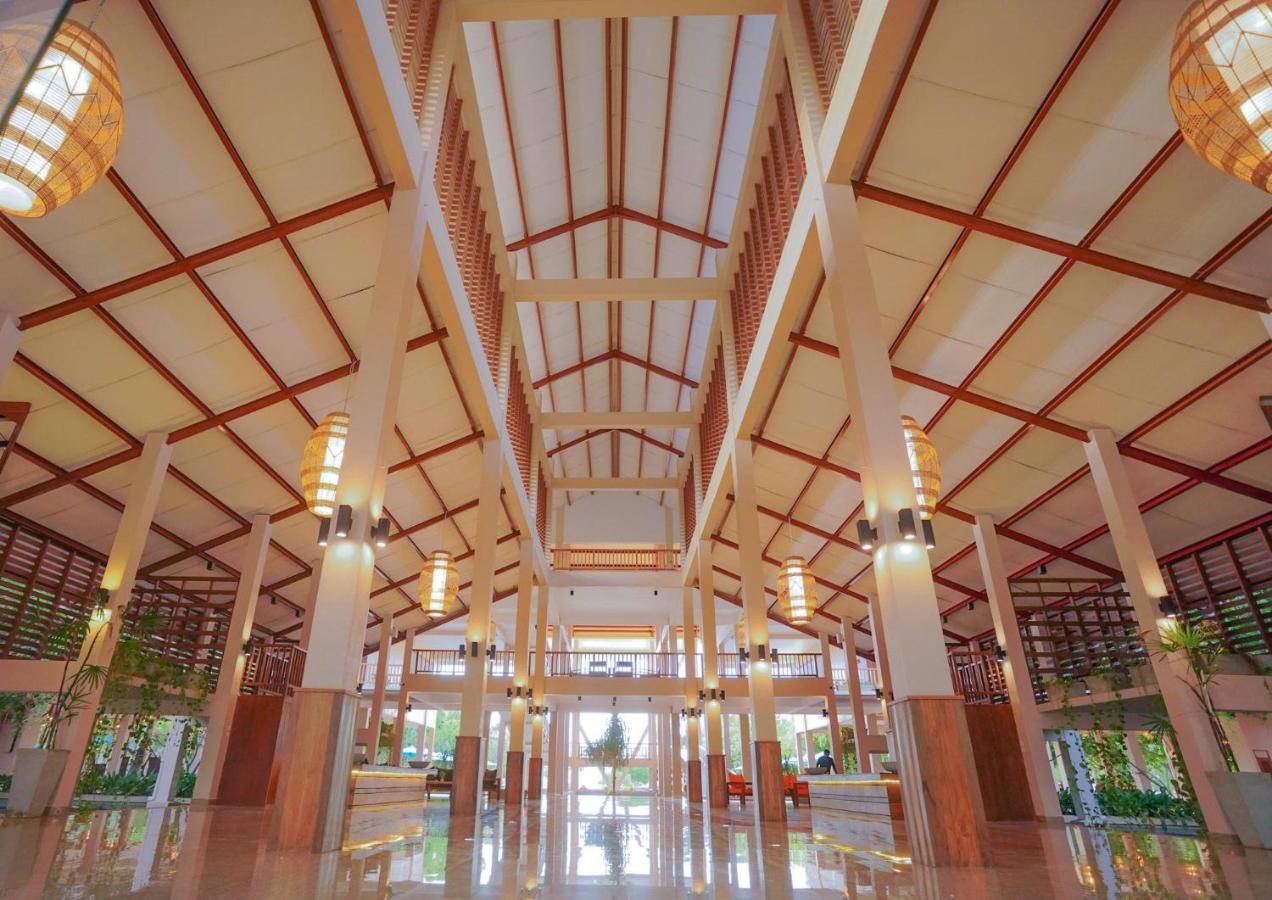 Breeze Pasikudah Hotel Passikudah Exterior photo