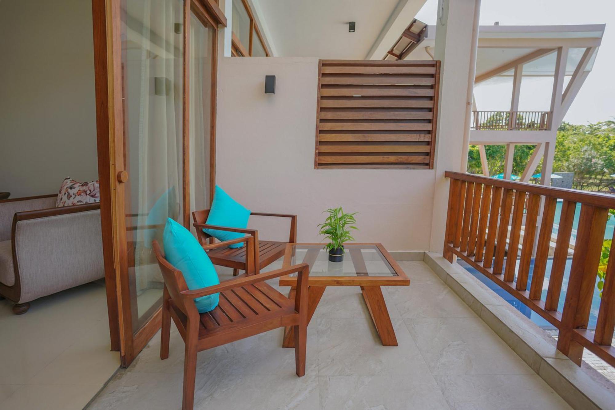Breeze Pasikudah Hotel Passikudah Exterior photo